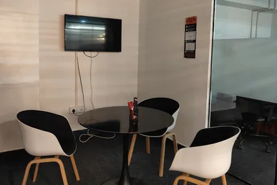 3 Seater Meeting Room