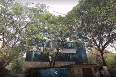 Private Cabins - 9 seater