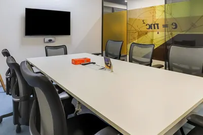 8 Seater Meeting Room