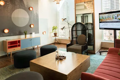 6 Seater Meeting Room