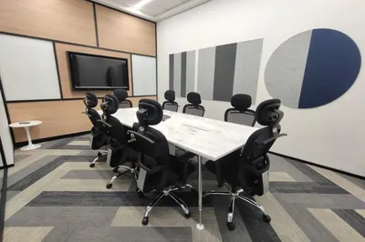 8 Seater Meeting Room