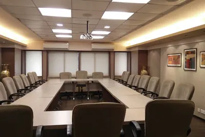 25 Seater Meeting Room
