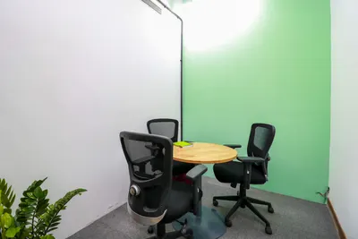 Private Offices - 10 seater