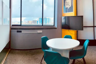 4 Seater Meeting Room