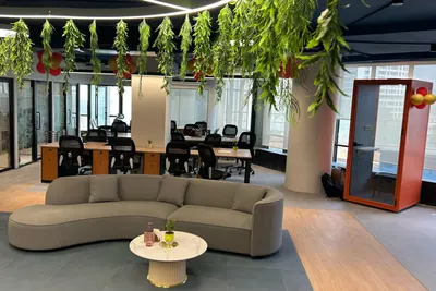 Desk – Lets Work