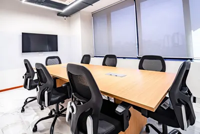 10 Seater Meeting Room