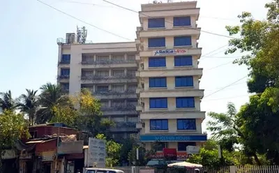 Whole-floor lease