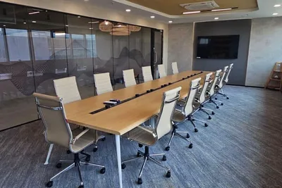 16 Seater Meeting Room