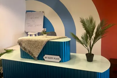 Desk – Teloz Spaces
