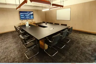 13 Seater Meeting Room