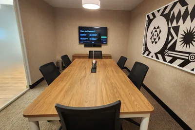 6 Seater Meeting Room