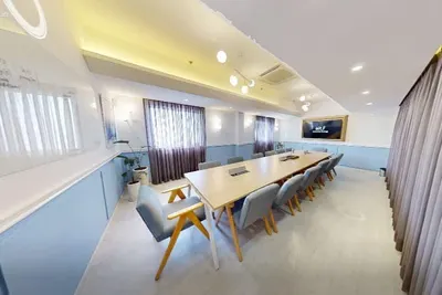 14 Seater Meeting Room