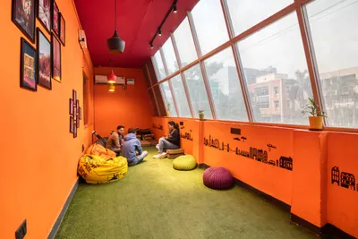 Amigo Coworking - shared office space for rent