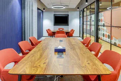 8 Seater Meeting Room
