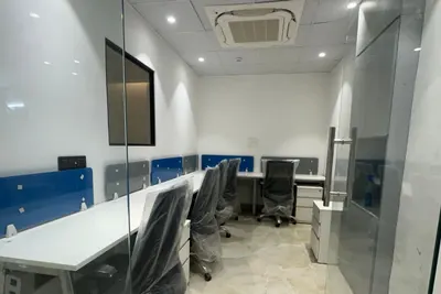 Golden Glory - furnished office space in Sector 8, Noida