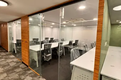 Desk – Innov8