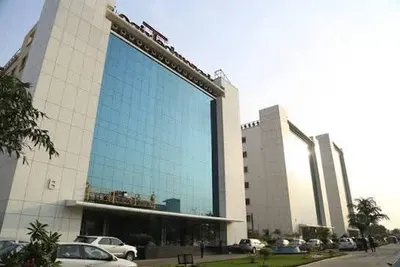 Logix Techno Park - Tower D - coworking space