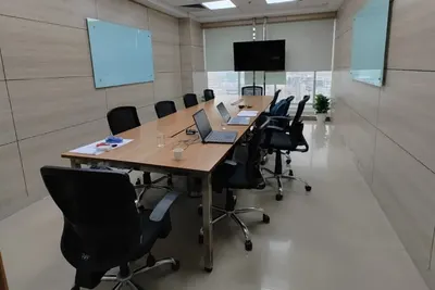 10 Seater Meeting Room