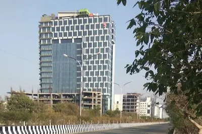 Sovereign Corporate Tower workspace