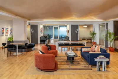 Desk – WeWork
