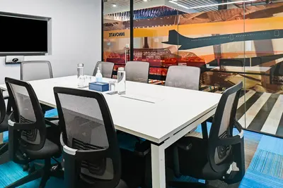 8 Seater Meeting Room