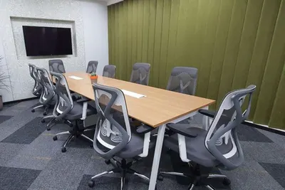 8 Seater Meeting Room