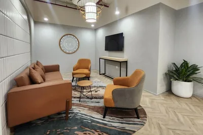4 Seater Meeting Room