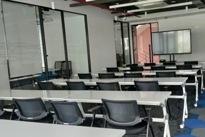 50 Seater Meeting Room