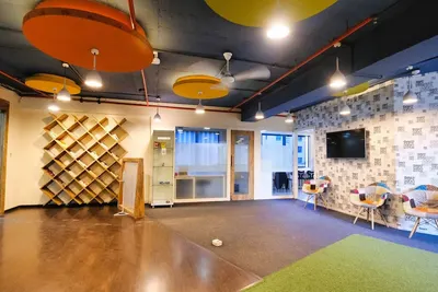 Incuspaze - shared office space for rent