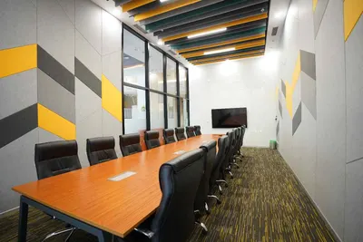 18 Seater Meeting Room