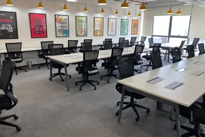 Desk – Innov8