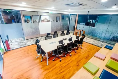 9 Seater Meeting Room