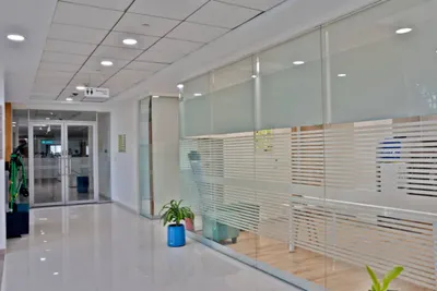 Whole-floor lease
