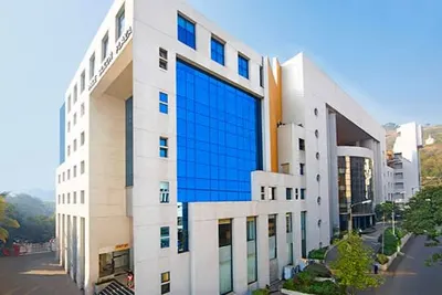 Pride Silicon Plaza - coworking space