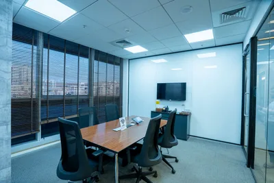 5 Seater Meeting Room
