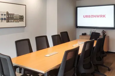 10 Seater Meeting Room