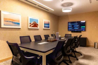 10 Seater Meeting Room interior