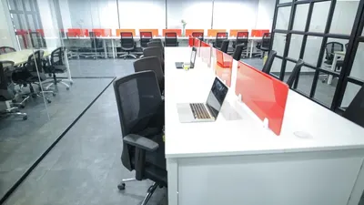 6 Seater Meeting Room