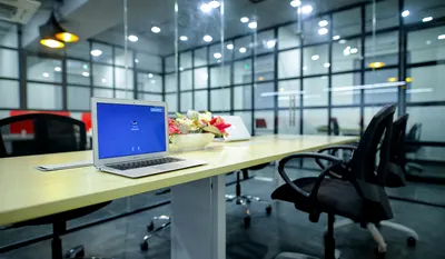 12 Seater Meeting Room