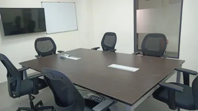 6 Seater Meeting Room