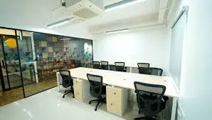 4 Seater Meeting Room