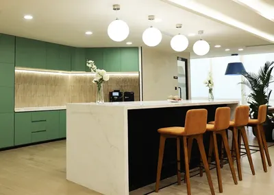 Table Space - KRC Commerzone