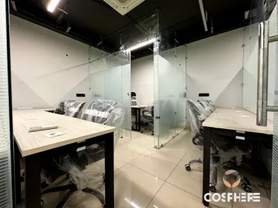 Cosphere Spaces