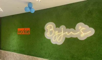 Workie-World Trade Park