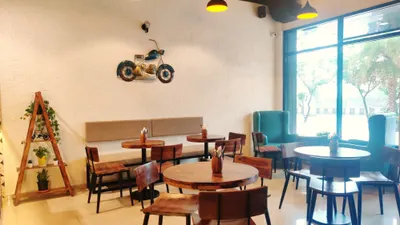 The Windmill Coffee House & Bistro
