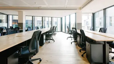 6 Seater Meeting Room