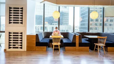 10 Seater Meeting Room