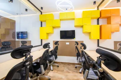 10 Seater Meeting Room
