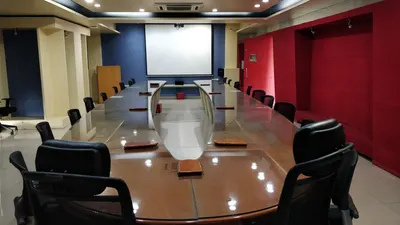Coherent co-working spaces & conferences