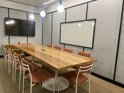10 Seater Meeting Room